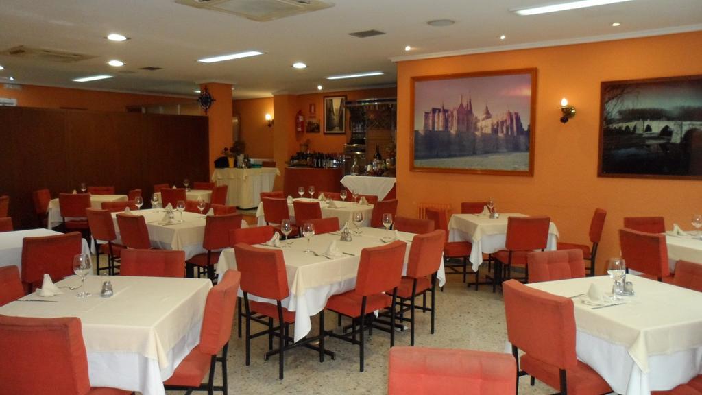 Hostal Coruna Astorga Exteriér fotografie