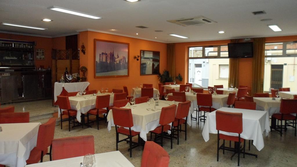 Hostal Coruna Astorga Exteriér fotografie