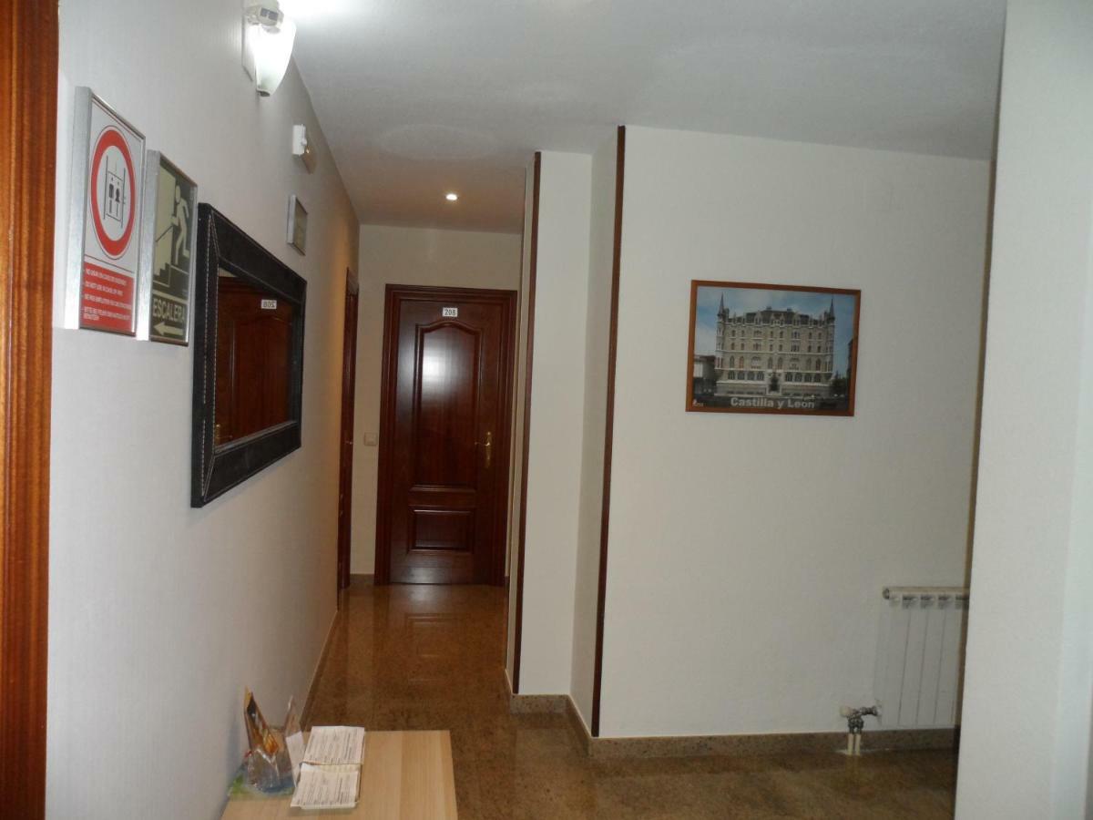 Hostal Coruna Astorga Exteriér fotografie